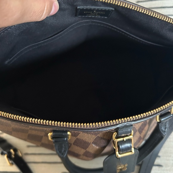 Authentic Louis Vuitton Odeon MM Damier Tote - Picture 8 of 8